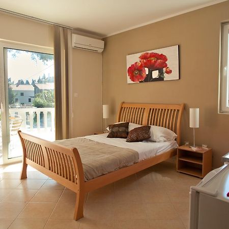Apartments Bella Vista แฮร์เซ็ก-โนวี ภายนอก รูปภาพ