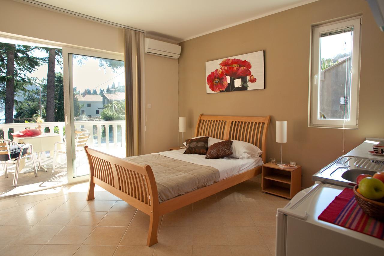 Apartments Bella Vista แฮร์เซ็ก-โนวี ภายนอก รูปภาพ